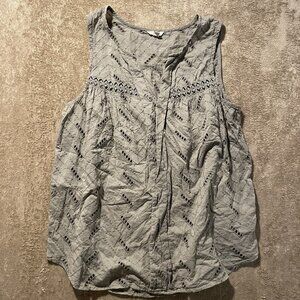 Sonoma Blouse Women's Large Embroidered Sage Green Sleeveless Tank Split Neck